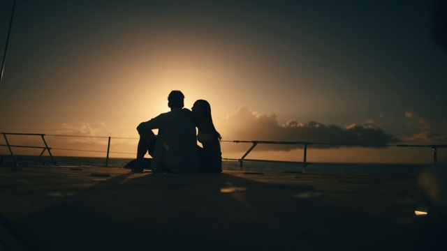 Video Reference: Sky, Photography, Evening, Cloud, Sunset, Sunrise, Horizon, Sitting, Sunlight, Sea