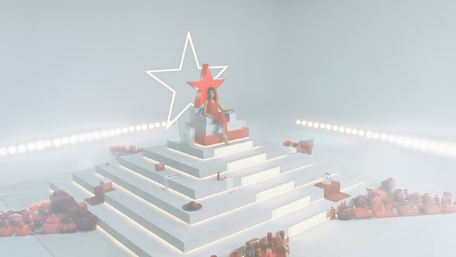 Video Reference: White, Red, Atmospheric phenomenon, Architecture, Fictional character, Steeple