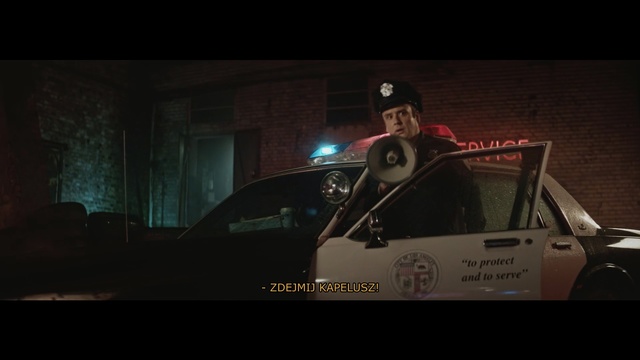 Video Reference: Mode of transport, Police, Screenshot, Digital compositing, Law enforcement, Vehicle, Darkness, Police car, Midnight, Automotive exterior