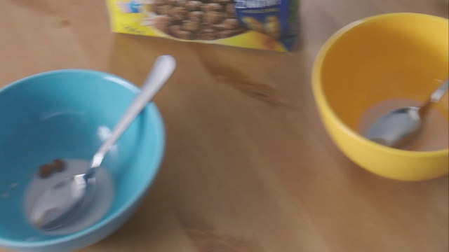 Video Reference: Yellow, Bowl, Food, Cup, Tableware, Play, Cuisine, Breakfast, Mixture, Spoon