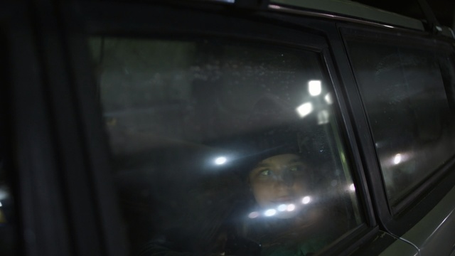 Video Reference: car, land vehicle, motor vehicle, vehicle, light, glass, reflection, automotive exterior, family car, windshield