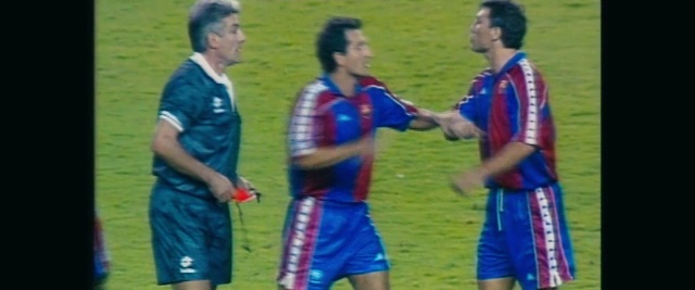 Video Reference: Player, Sports, Team sport, Ball game, Football player, Soccer player, Sports equipment, Soccer, Tournament, Team