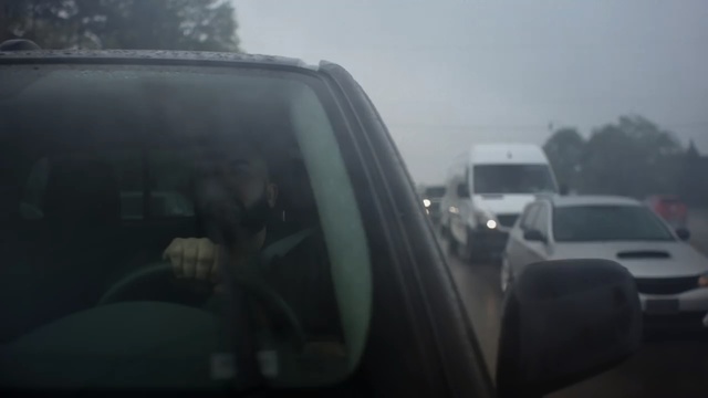 Video Reference: car, motor vehicle, vehicle, road, mode of transport, transport, driving, luxury vehicle, automotive exterior, family car