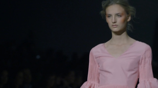 Video Reference: Fashion model, Fashion, Fashion show, Model, Beauty, Runway, Haute couture, Lip, Fashion design, Human, Person