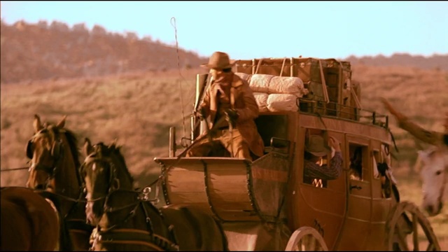 Video Reference: mode of transport, pack animal, horse like mammal, vehicle, military organization, troop, soldier, infantry, chariot, military