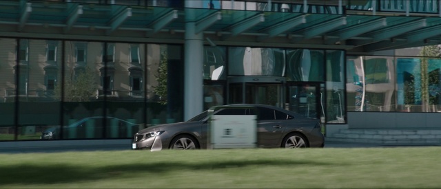 Video Reference: Land vehicle, Vehicle, Car, Transport, Mid-size car, Family car, Architecture, Sport utility vehicle, Compact car, City car