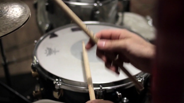 Video Reference: drum, musical instrument, percussion, tom tom drum, snare drum, percussion accessory, drums, bass drum, percussionist, cymbal