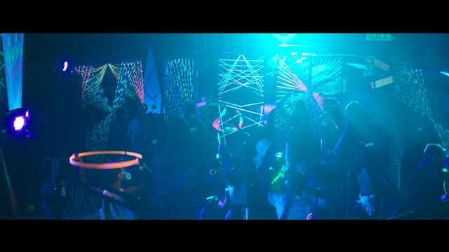 Video Reference: Entertainment, Performance, Light, Music venue, Performing arts, Event, Stage, Visual effect lighting, Nightclub, Magenta, Person