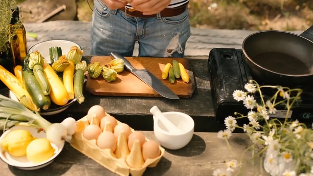 Video Reference: Food, Dish, Cuisine, Meal, Brunch, Breakfast, Ingredient, Comfort food, Finger food, Recipe