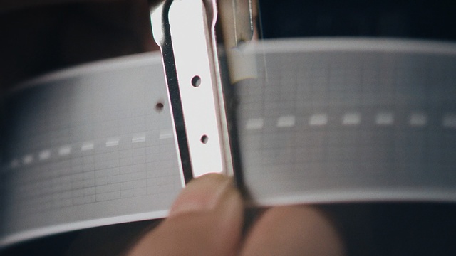 Video Reference: Text, Material property, Hand, Electronic device, Rim, Person