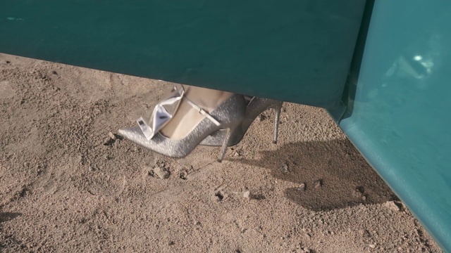 Video Reference: Vehicle door, Soil, Automotive exterior, Bumper, Auto part