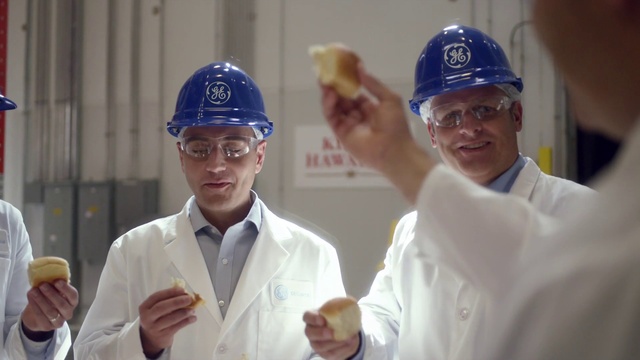 Video Reference: Sailor, Uniform, Headgear, Gesture