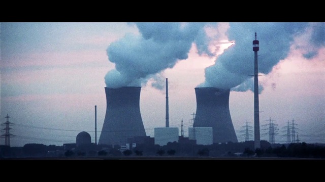 Video Reference: Power station, Pollution, Nuclear power plant, Sky, Atmosphere, Industry, Cloud, Cooling tower, Technology, Electronic device