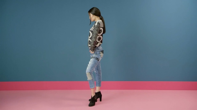 Video Reference: fashion model, fashion, outerwear, joint, girl, photo shoot, fashion design, trousers, denim