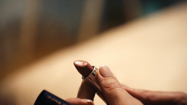 Video Reference: Finger, Hand, Nail, Skin, Thumb, Photography, Electronic device, Gadget