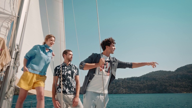 Video Reference: Water, Sky, Shorts, Gesture, Travel, Leisure, Happy, Recreation, Lake, Fun