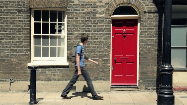 Video Reference: standing, door, window, house, facade, ladder, brick, street, building