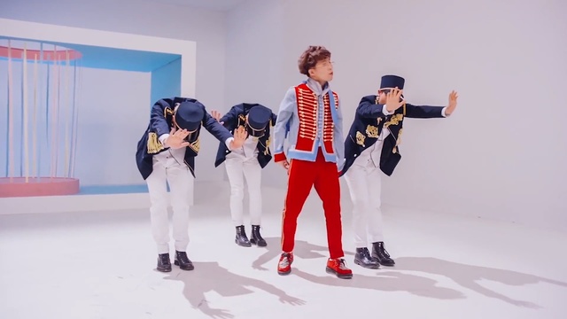 Video Reference: fashion, product, fun, costume, recreation, shoe, event