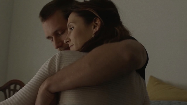 Video Reference: Shoulder, Skin, Arm, Nose, Joint, Cheek, Forehead, Interaction, Muscle, Eye, Person