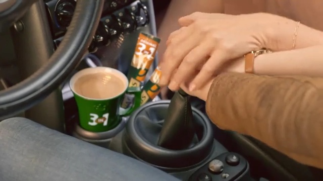 Video Reference: Auto part, Wheel, Automotive wheel system, Hand, Finger, Nail, Glass, Steering part, Person