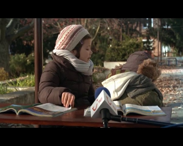 Video Reference: Photograph, Sitting, People, Snapshot, Human, Photography, Interaction, Fun, Leisure, Tree