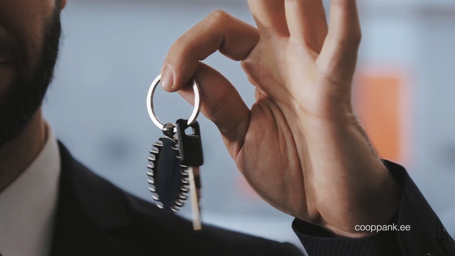 Video Reference: Hand, Finger, Arm, Fashion accessory, Nail, Neck, Technology, Thumb, Wrist, Jewellery