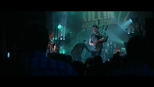 Video Reference: rock concert, guitarist, stage, concert, performance, entertainment, darkness, event, bassist, song