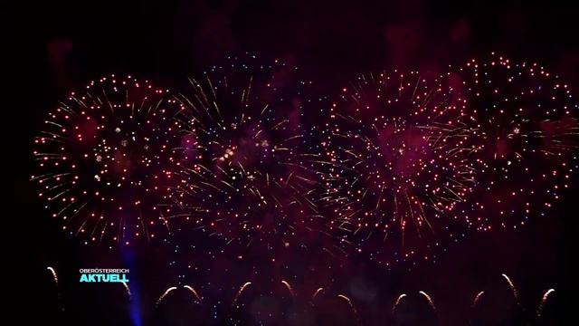 Video Reference: Fireworks, New Years Day, Purple, Night, Darkness, Sky, Midnight, Pink, Event, Fête