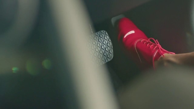 Video Reference: Red, Pink, Light, Audio equipment, Microphone, Arm, Lip, Footwear, Joint, Leg