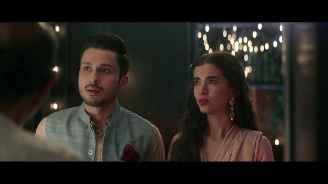 Video Reference: Movie, Scene, Fun, Human, Conversation, Interaction, Screenshot, Photography, Black hair, Smile