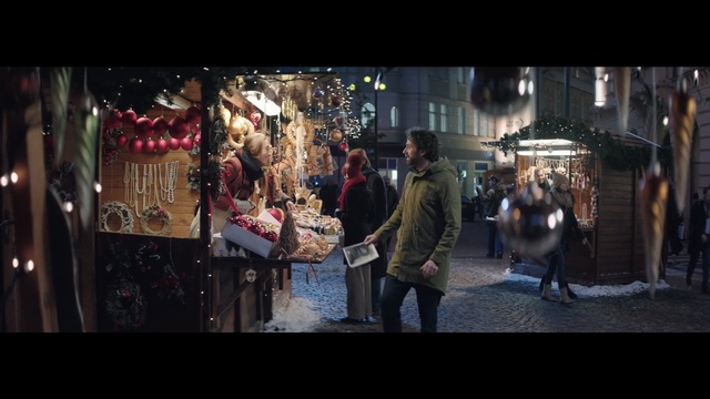 Video Reference: Bazaar, Public space, Market, Display window, Snapshot, Human settlement, Street, City, Fun, Street food