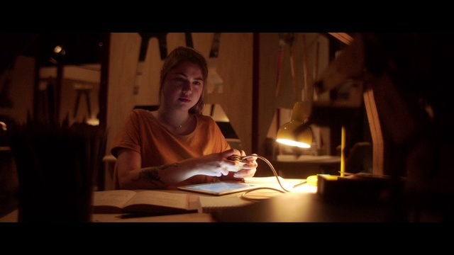 Video Reference: Photograph, Sitting, Fun, Snapshot, Lighting, Darkness, Human, Conversation, Photography, Mouth