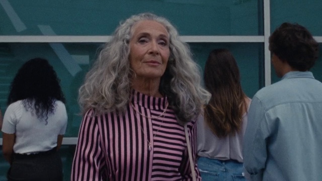 Video Reference: Blond, Adaptation, Room, Screenshot