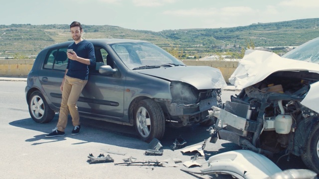 Video Reference: motor vehicle, transport, vehicle, mode of transport, traffic collision, collision, car, automotive tire, city car, family car