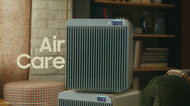 Video Reference: Audio equipment, Electronic instrument, Wood, Gas, Gadget, Musical instrument, Cylinder, Font, Flooring, Rectangle