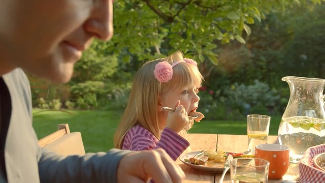 Video Reference: Eating, Summer, Fun, Leisure, Vacation, Recreation, Table, Drinking, Sitting, Person