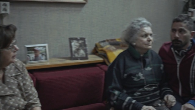 Video Reference: man, home, senior, people, male, indoors, sitting, computer, person, smiling, office