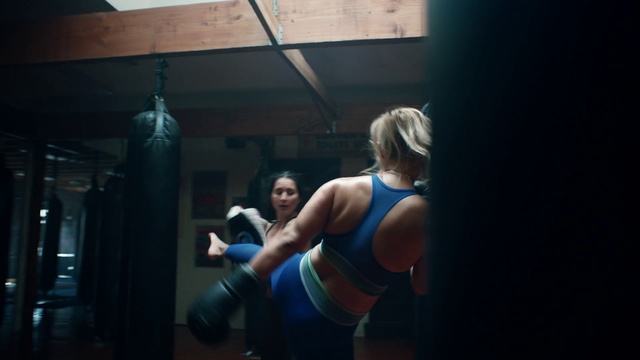 Video Reference: Physical fitness, Muscle, Arm, Shoulder, Room, Sports training, Chest, Gym, Individual sports, Exercise