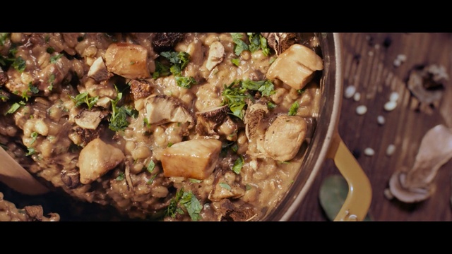 Video Reference: Dish, Food, Cuisine, Ingredient, Recipe, Produce, Stuffing, Meat