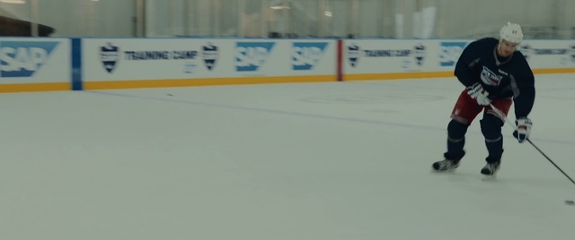 Video Reference: Sports, Ice rink, Skating, Ice skating, Team sport, Hockey, Player, Ice skate, Ice hockey, Sports equipment