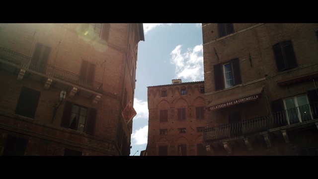 Video Reference: Sky, Atmospheric phenomenon, Town, Snapshot, Architecture, Urban area, Morning, Screenshot, Atmosphere, Sunlight