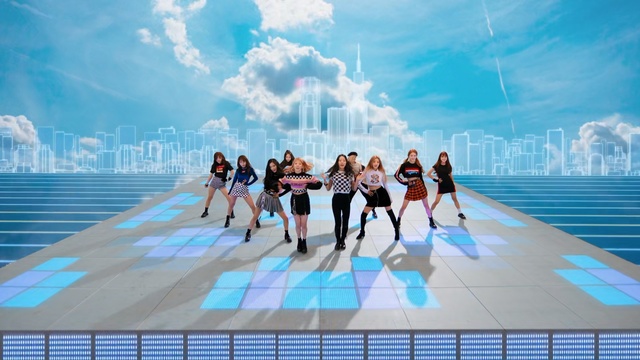 Video Reference: Sky, Running, Leisure, Recreation, Fun, Exercise, Team, City, Tourism, Person