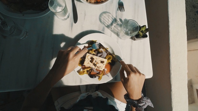 Video Reference: Arm, Finger, Hand, Illustration, Art, Top, Nail, T-shirt, Sleeve