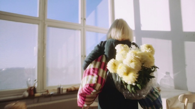 Video Reference: Fur, Yellow, Snapshot, Flower, Textile, Outerwear, Room, Plant, Floral design, Floristry