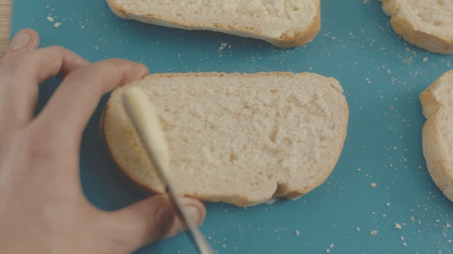 Video Reference: Food, Cuisine, Dish, Ingredient, Hard dough bread, Gluten, Sourdough, Baked goods, Bread, American food