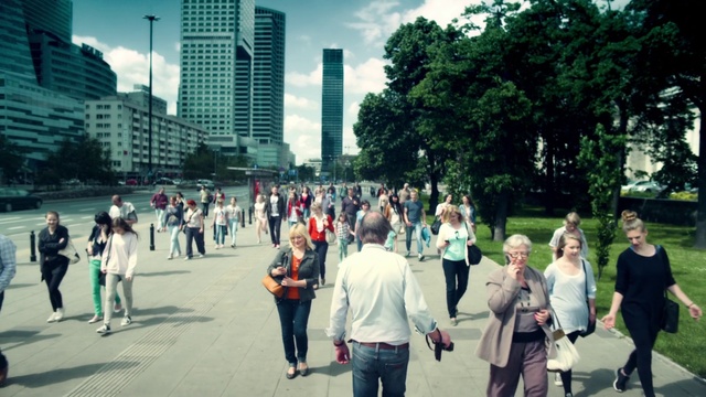 Video Reference: People, Walking, Urban area, Pedestrian, Crowd, Metropolitan area, City, Human settlement, Snapshot, Public space