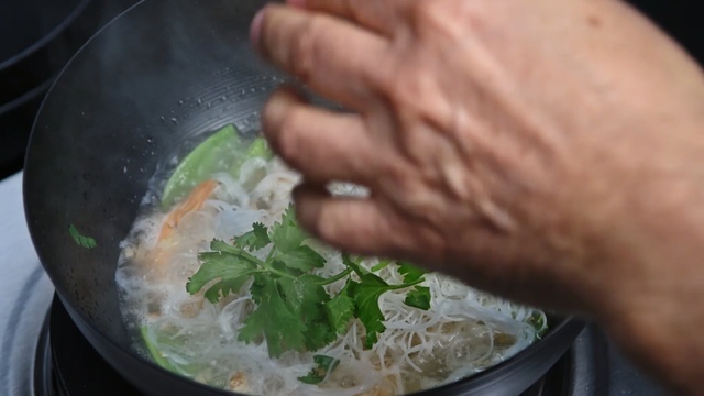 Video Reference: dish, cuisine, rice, food, vegetarian food, cookware and bakeware, recipe, cooking, indian cuisine, asian food, Person