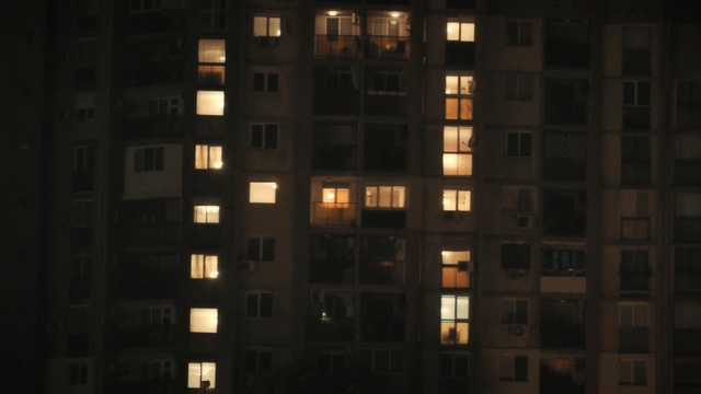 Video Reference: night, building, light, darkness, architecture, urban area, metropolis, lighting, window, sky