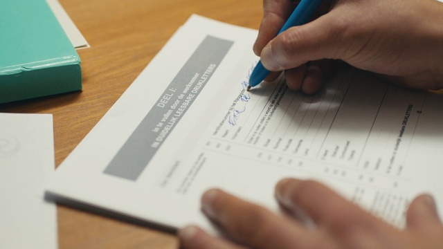 Video Reference: Text, Font, Hand, Finger, Material property, Document