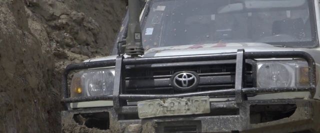 Video Reference: Land vehicle, Vehicle, Car, Automotive tire, Bumper, Automotive exterior, Off-roading, Tire, Auto part, Automotive wheel system